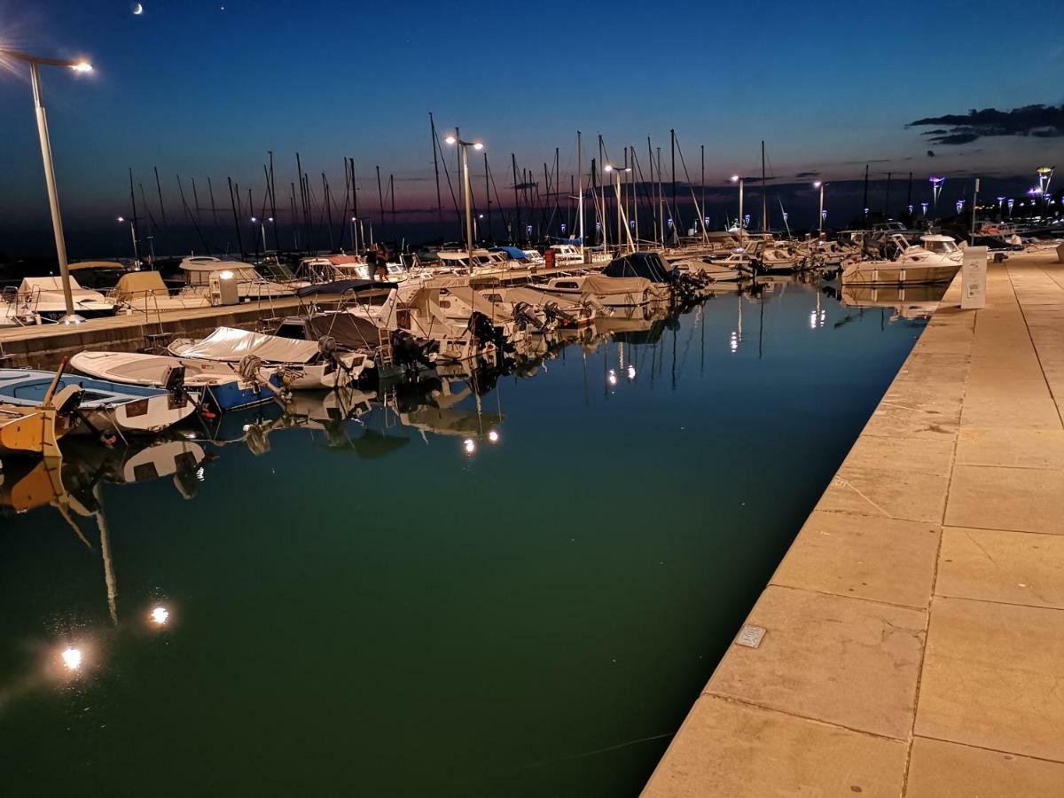 Apartma Zusterna Koper Buitenkant foto